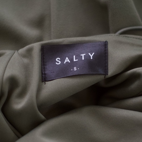 Salty Lined Spaghetti Straps Low Back Body Con Knee Length Dress - Small - Picture 4 of 5